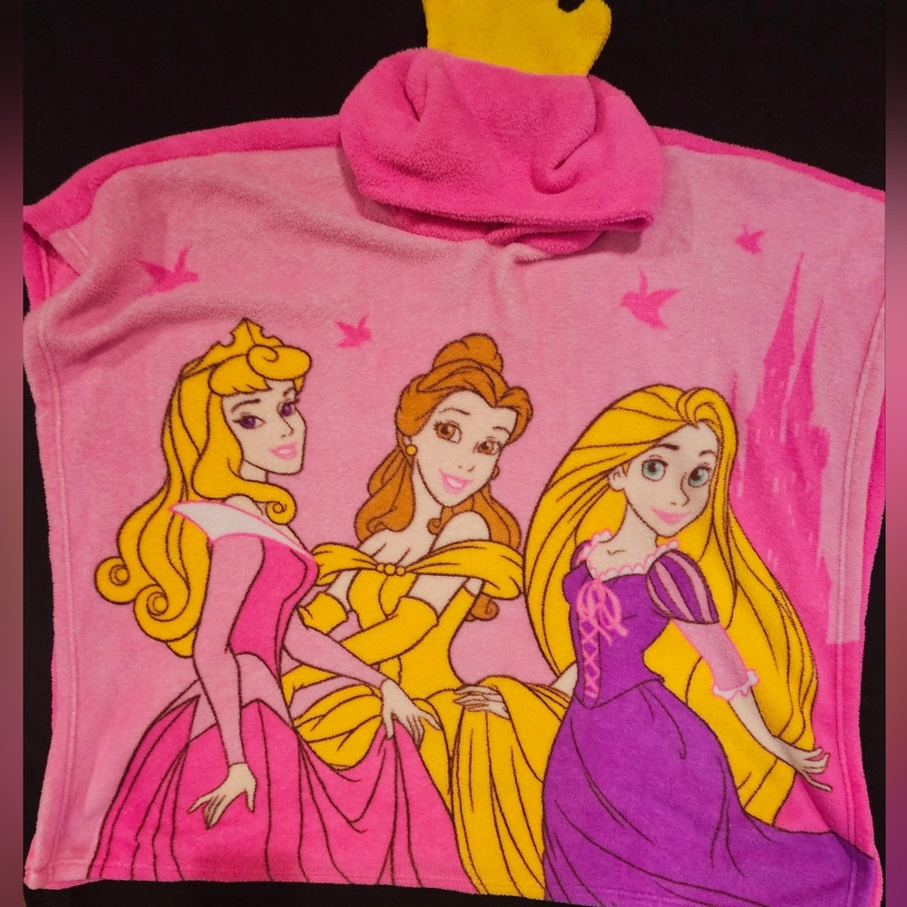 Disney Princess Hooded Kids Girls Poncho Blanket Pink With Attached Crown